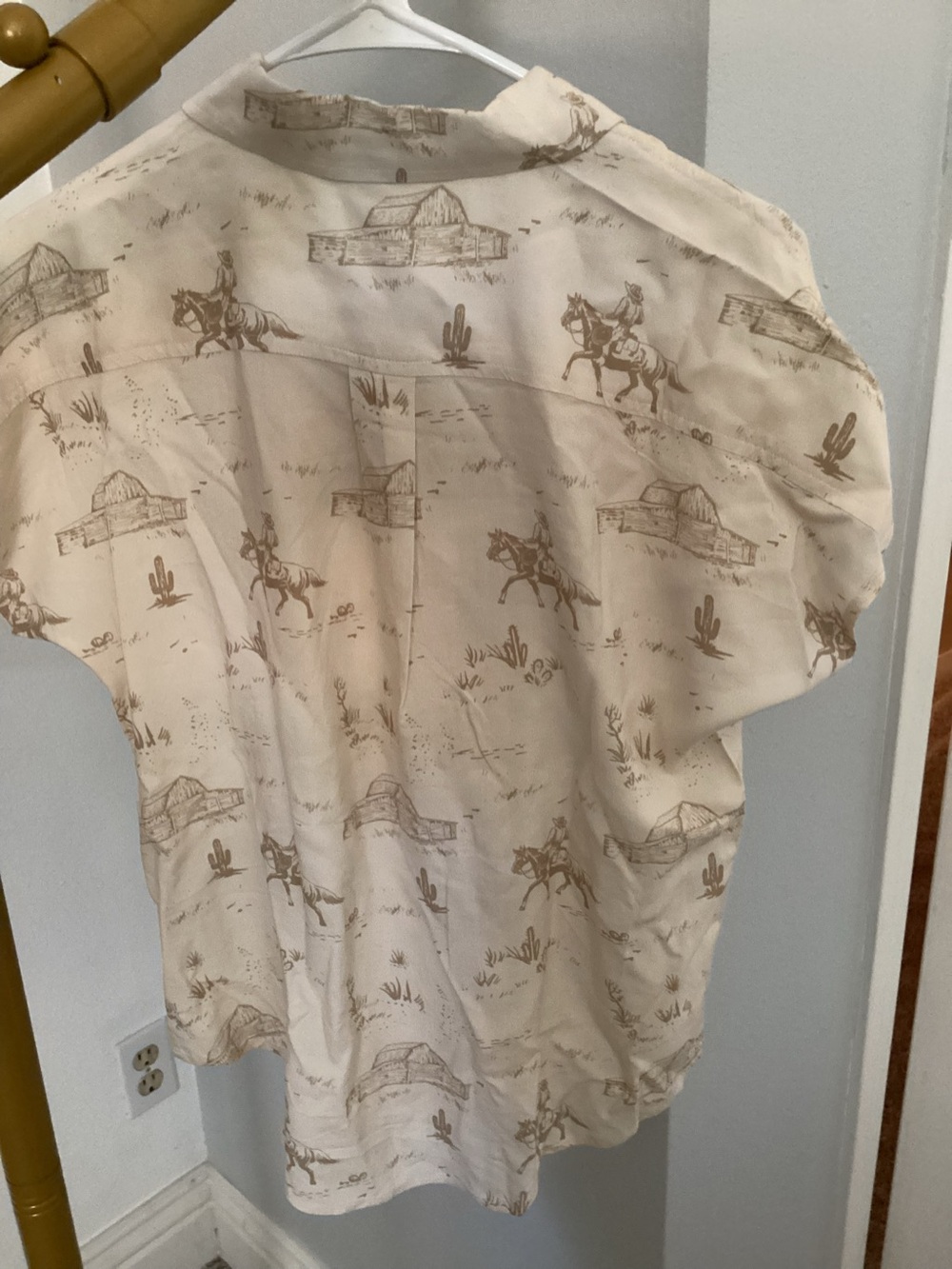Ariat Cream Western Motif Short-Sleeve Button-Up XS - Picture 3 of 4